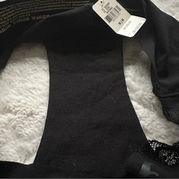Victoria's Secret PINK | Black Seamless No Show Cheekster Panties | Size Medium - Picture 6 of 13